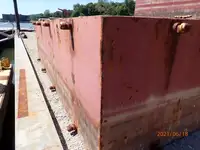 బార్జ్ అమ్మకానికి