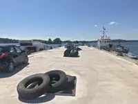 ఫ్లోటింగ్ డాక్ అమ్మకానికి