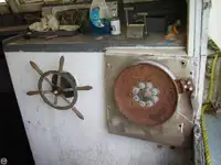 బార్జ్ అమ్మకానికి