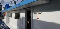 కాటమరాన్ అమ్మకానికి