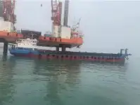బార్జ్ అమ్మకానికి