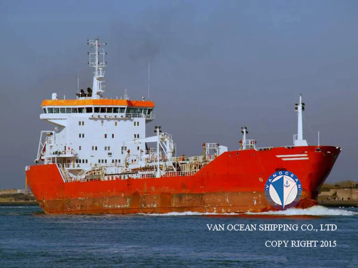 ఆయిల్/కెమికల్ ట్యాంకర్ అమ్మకానికి