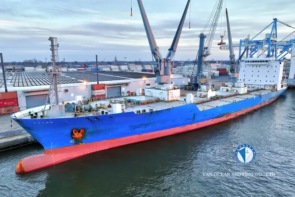 Reefer ship for sale