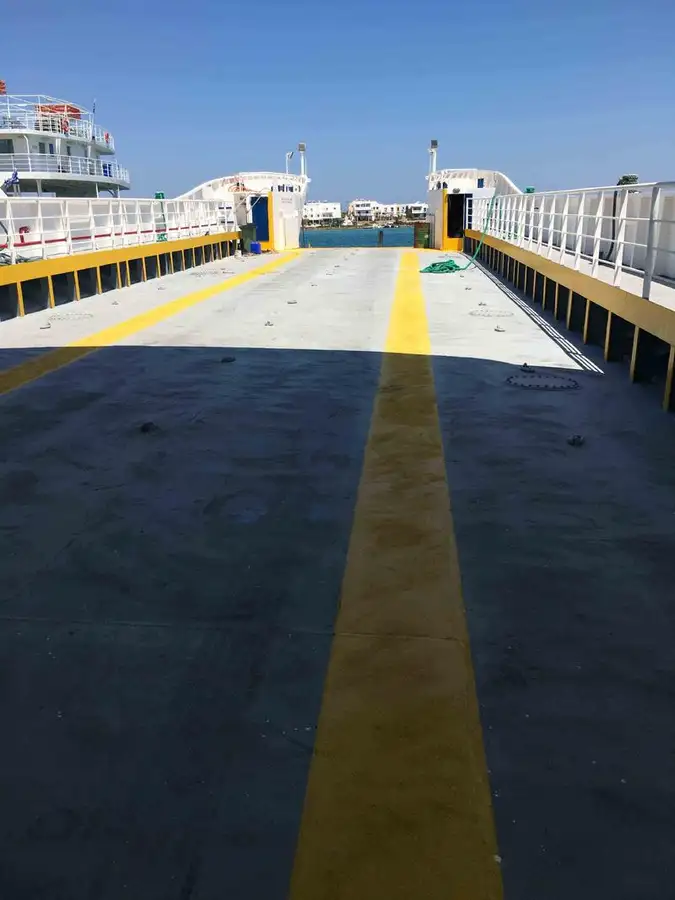 ల్యాండింగ్ క్రాఫ్ట్, ట్యాంక్ అమ్మకానికి