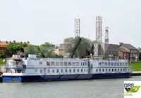 ప్రయానికుల ఓడ అమ్మకానీకి వుంది