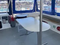 ప్రయాణీకుల నౌక అమ్మకానికి