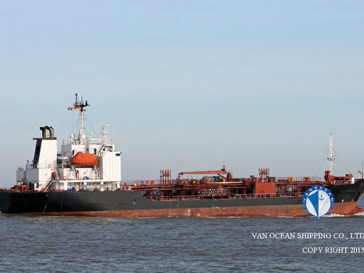 ఆయిల్/కెమికల్ ట్యాంకర్ అమ్మకానికి