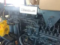 కాటమరాన్ అమ్మకానికి