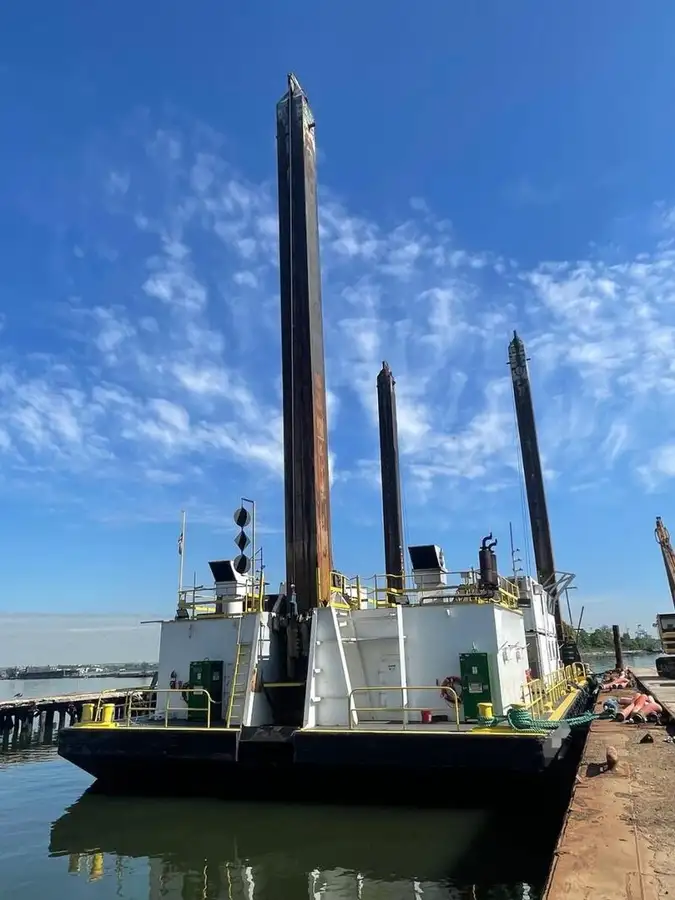 డ్రెడ్జర్ అమ్మకానికి