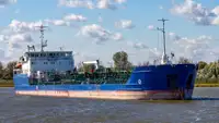 Oil/Chemical tanker అమ్మకానీకి వుంది