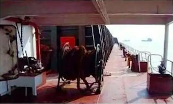 బార్జ్ అమ్మకానికి