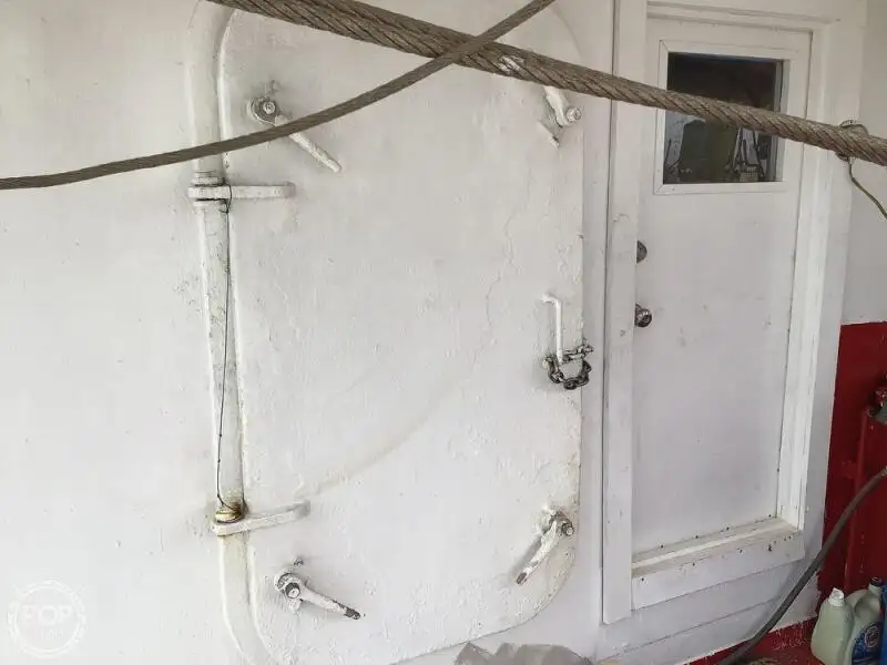 ట్రాలర్ అమ్మకానికి