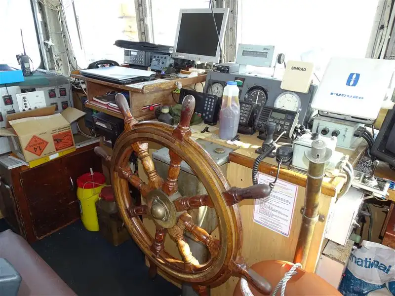 పని చేసే పడవలు అమ్మకానికి