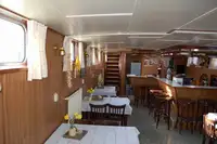 బార్జ్ అమ్మకానికి