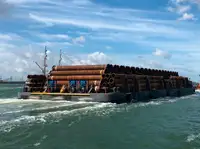 బార్జ్ అమ్మకానీకి వుంది