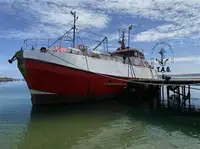 Purse seiner అమ్మకానీకి వుంది