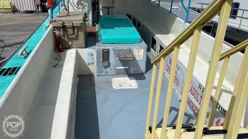 క్రూయిజ్ ఓడ అమ్మకానికి