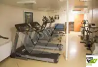 కంటైనర్ ఓడ అమ్మకానికి