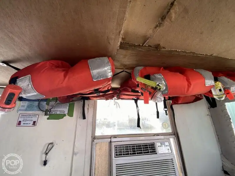 ట్రాలర్ అమ్మకానికి