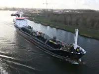 Oil/Chemical tanker అమ్మకానీకి వుంది