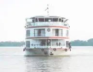 క్రూయిజ్ ఓడ అమ్మకానికి