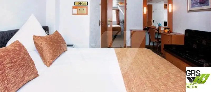 క్రూయిజ్ ఓడ అమ్మకానికి