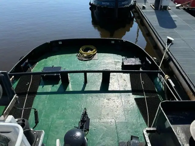 తోపుడు పడవ అమ్మకానీకి వుంది