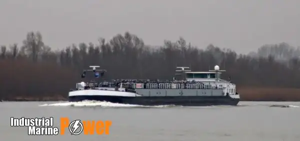 ఆయిల్ ట్యాంకర్, కెమికల్ ట్యాంకర్ అమ్మకానీకి వుంది