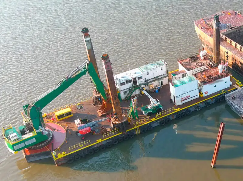 డ్రెడ్జర్ అమ్మకానీకి వుంది