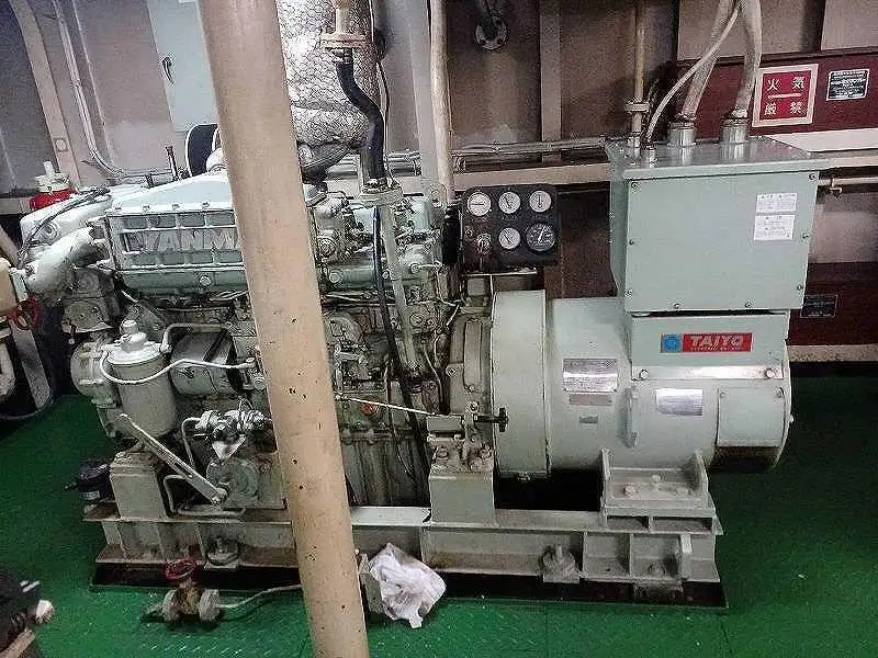 RORO ఓడ అమ్మకానీకి వుంది