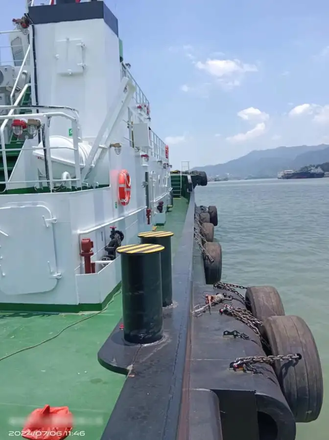 తోపుడు పడవ అమ్మకానీకి వుంది