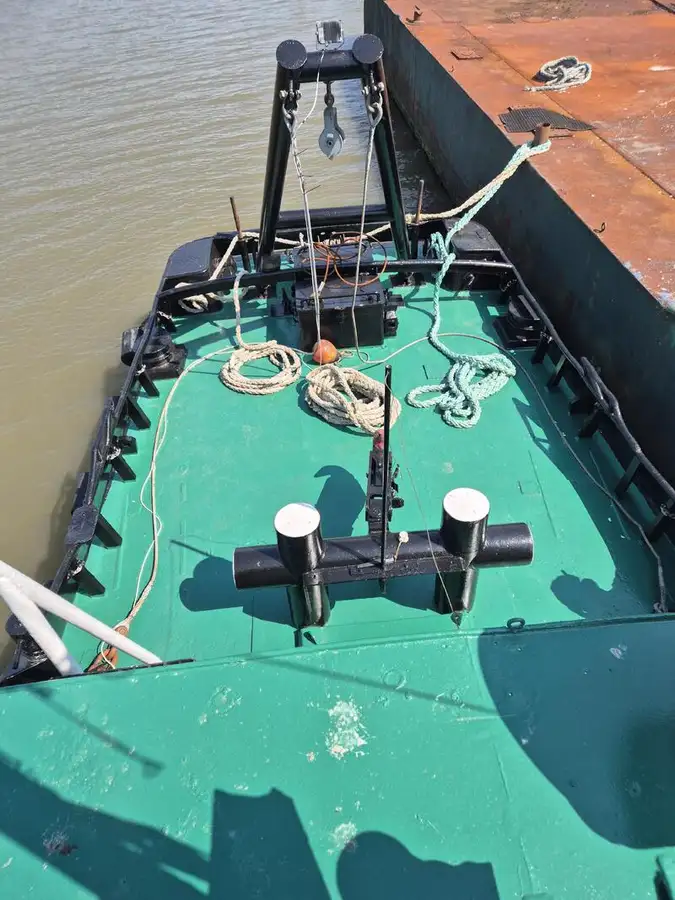 తోపుడు పడవ అమ్మకానీకి వుంది