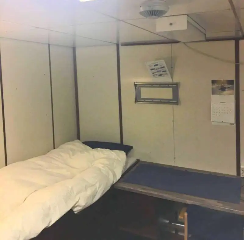 తోపుడు పడవ అమ్మకానీకి వుంది