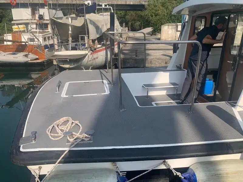 పైలట్ పడవ అమ్మకానీకి వుంది