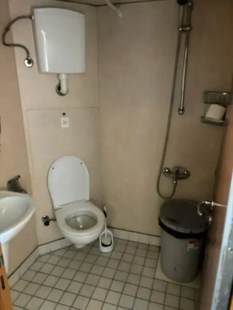 తోపుడు పడవ అమ్మకానీకి వుంది