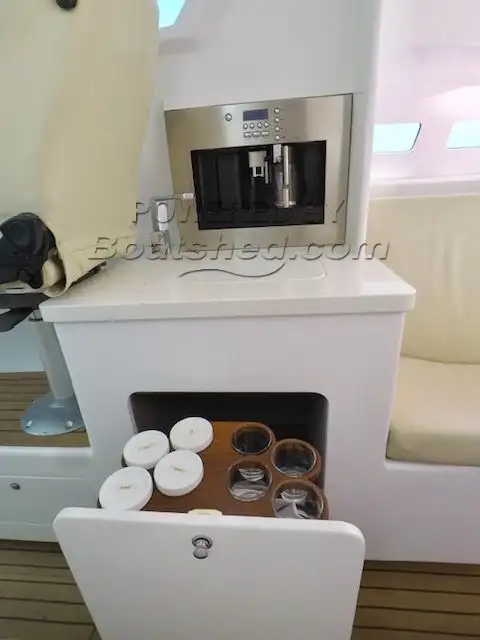 మోటారు పాత్ర అమ్మకానీకి వుంది