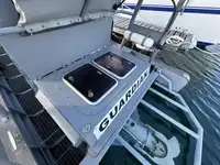 గస్తీ పడవ అమ్మకానీకి వుంది