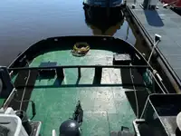 తోపుడు పడవ అమ్మకానీకి వుంది