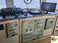 ల్యాండింగ్ క్రాఫ్ట్, ట్యాంక్ అమ్మకానీకి వుంది