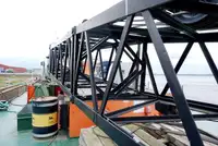 క్రేన్ పాత్ర అమ్మకానీకి వుంది