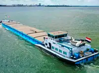 బార్జ్ అమ్మకానీకి వుంది