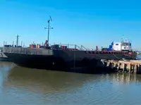 తోపుడు పడవ అమ్మకానీకి వుంది