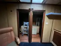 పని పడవలు అమ్మకానీకి వుంది