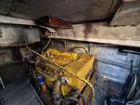 పైలట్ పడవ అమ్మకానీకి వుంది