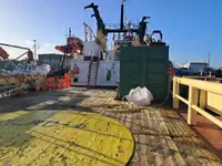 సరఫరా నౌక అమ్మకానీకి వుంది