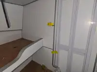 సిబ్బంది పడవ అమ్మకానీకి వుంది