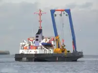 పని పడవలు అమ్మకానీకి వుంది