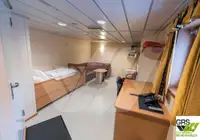 పని పడవలు అమ్మకానీకి వుంది