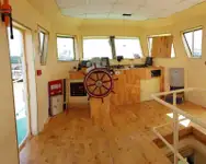 తోపుడు పడవ అమ్మకానీకి వుంది