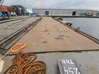 బార్జ్ అమ్మకానీకి వుంది